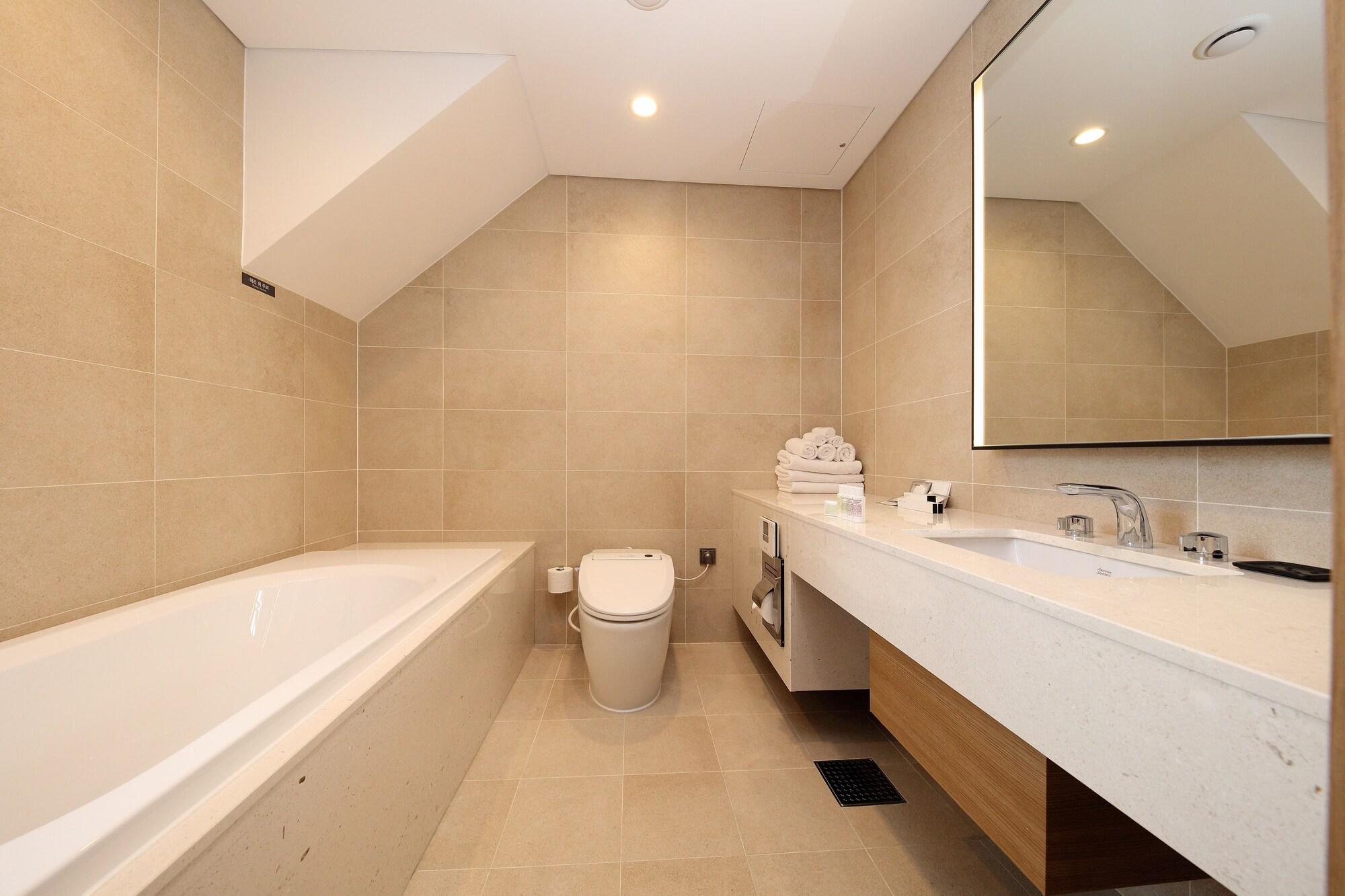 Midas Hotel & Resort Gapyeong Exterior foto